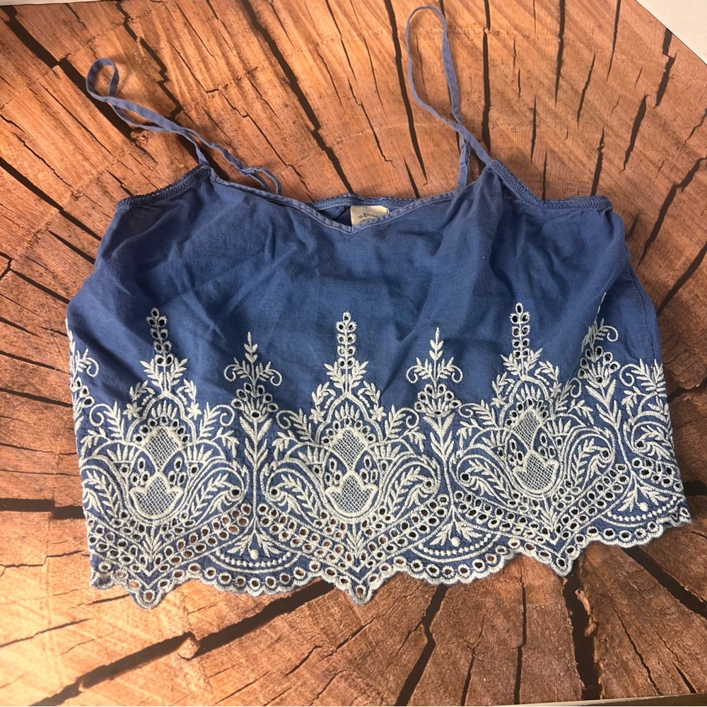 In Bloom Blue and White Lace Trim Bohemian Crop Top Women’s‎ SP
